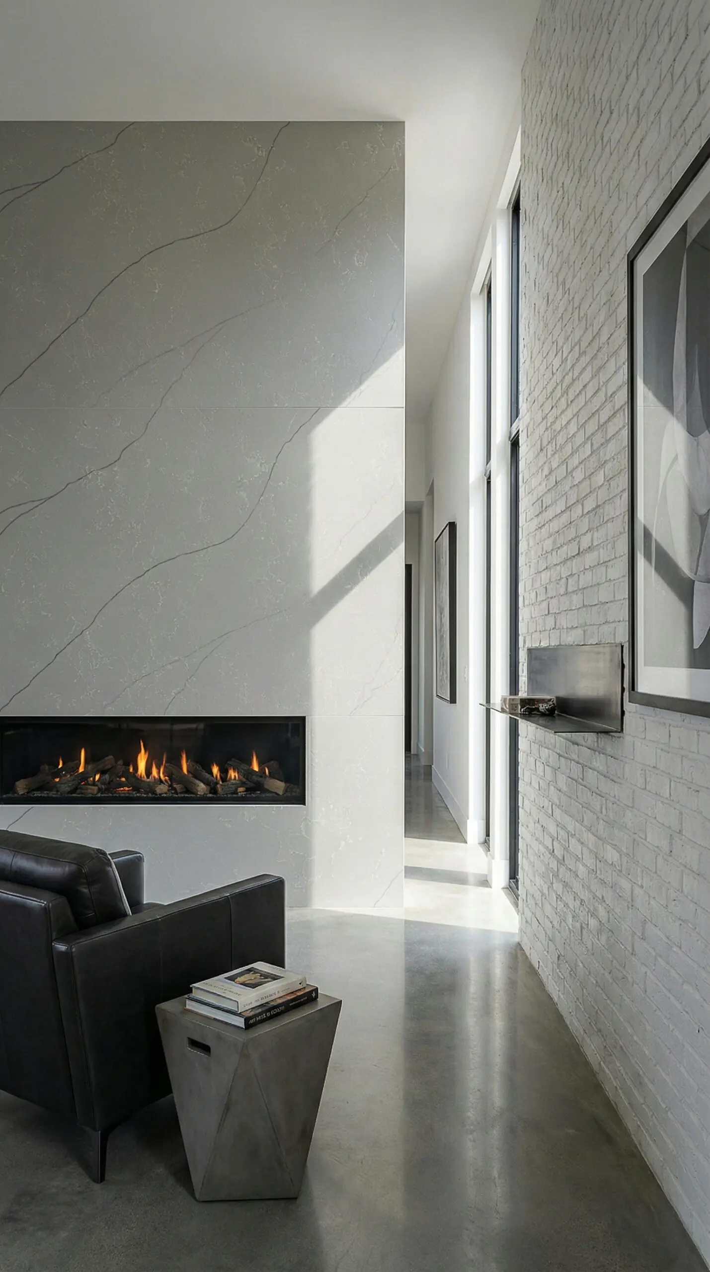 MAJESTIC MOUNTANER FIREPLACE